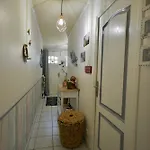 Maison De *