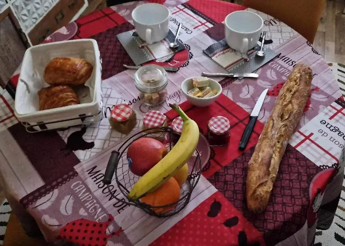 Bed & Breakfast Maison De *